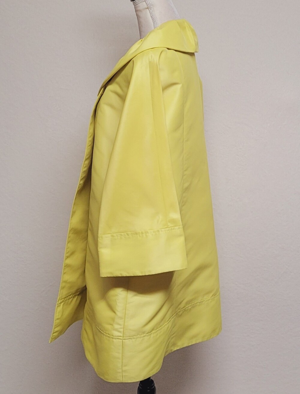Nine West Yellow Mod Pleated Collar Three-quarter Bell Sleeve Oversized Raincoat - Picture 6 of 12